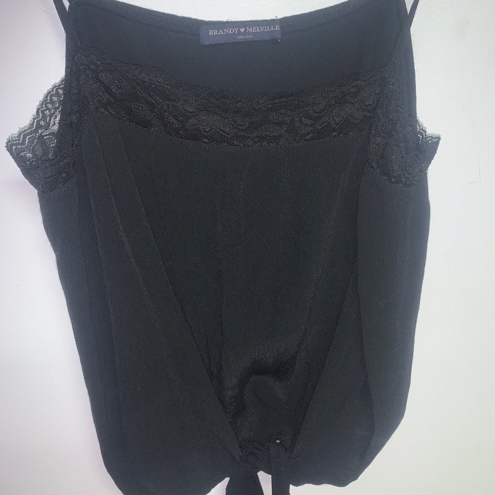 Brandy Melville tie crop top